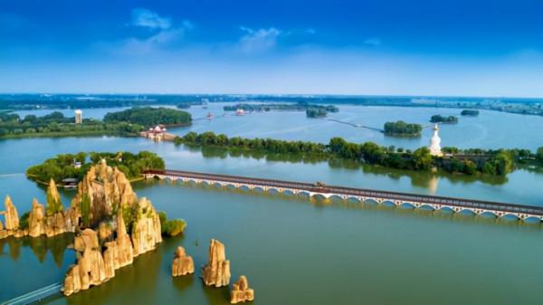 安徽又一景區火了,素有“一河兩灣五湖”之稱,距阜陽1小時車程 安徽又一景區火了,素有“一河兩灣五湖”之稱,距阜陽1小時車程