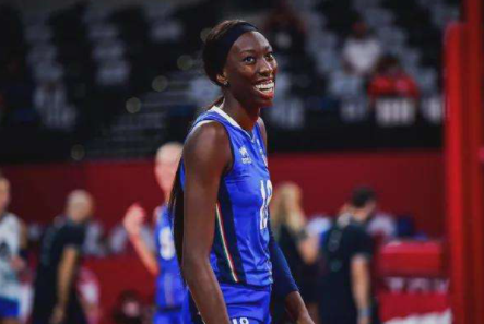 朱婷將迎來新搭檔！世界強力接應加盟助力球隊，雙劍合璧僅差一步