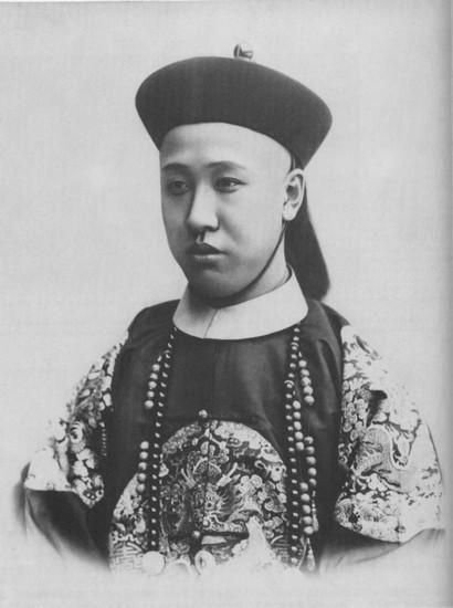 載灃靠什麼取得慈禧的信任，成為清朝最後一個攝政王的？