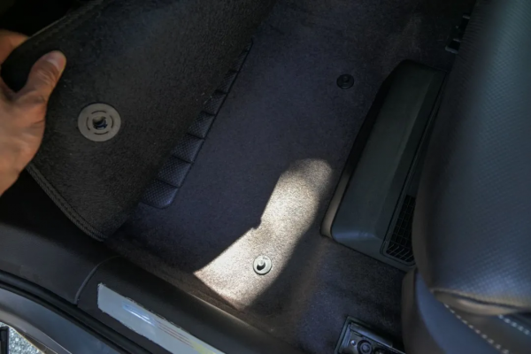 15萬買二手頂配速派,實用豪華全都有 15萬買二手頂配速派,實用豪華全都有