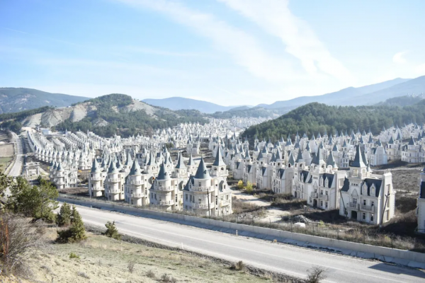 35個被世界遺忘的角落，彷彿時間都靜止了…