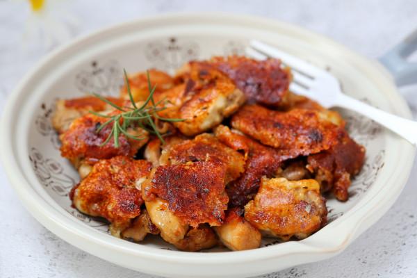 無需油炸，用平底鍋就能做出人氣小吃，外脆裡嫩香噴噴，一吃上癮