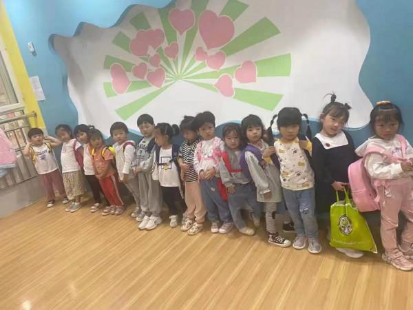 一場感冒,讓小“漢堡”變懂事了 一場感冒,讓小“漢堡”變懂事了