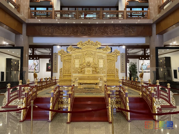 免費參觀!“唐僧”夫人耗資2億打造“小故宮”!太震撼了! 免費參觀!“唐僧”夫人耗資2億打造“小故宮”!太震撼了!