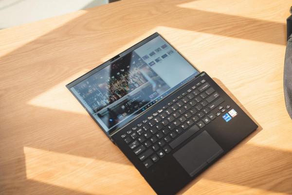 如何在星巴克氣氛組脫穎而出？VAIO SX14 2022版輕薄本評測