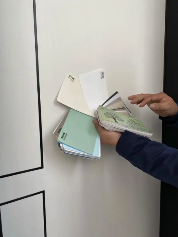 別再折騰牆面了,現在流行這4款,重要的是還便宜 別再折騰牆面了,現在流行這4款,重要的是還便宜