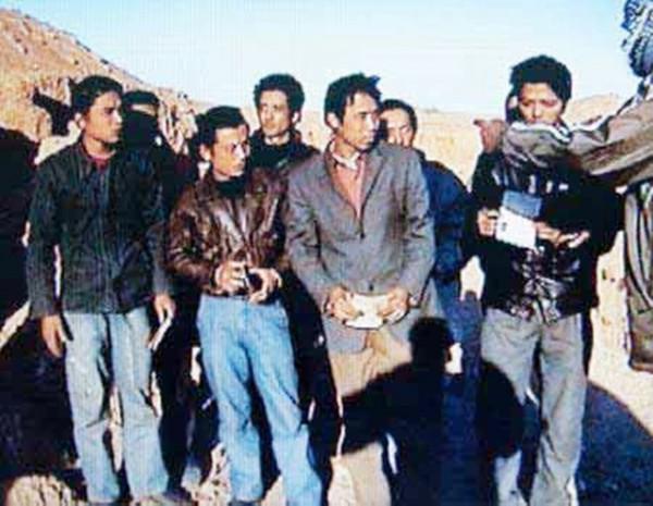 中國外交官涉險救人質內幕：半島臺上喊話，清真寺裡周旋