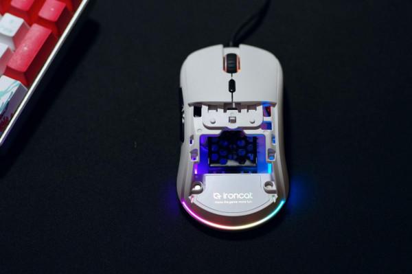 曲盡其妙 | 因科特 Infinity Two 有線遊戲滑鼠簡評（@FIO）