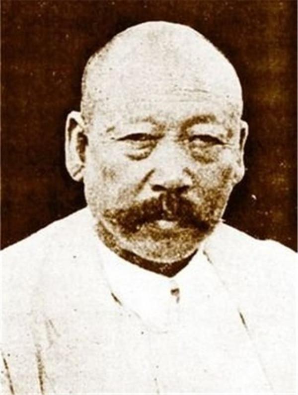 曹錕賄選總統,四姨太劉鳳瑋瞧不上,帶兒子離開:以後倒黴別找我 曹錕賄選總統,四姨太劉鳳瑋瞧不上,帶兒子離開:以後倒黴別找我