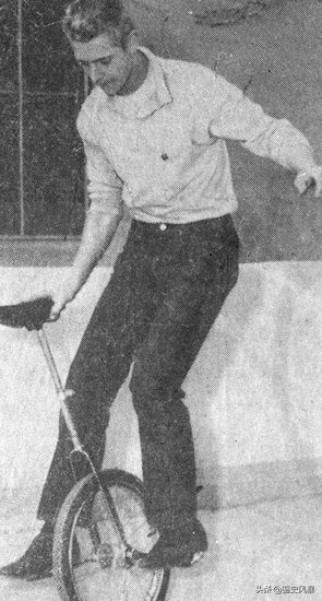 貝佐斯成世界首富,生父卻在路邊修車、無錢住院，他為何這麼狠心?