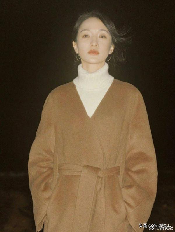 周迅在《小敏家》穿搭太美了!中年婦女們衝啊 周迅在《小敏家》穿搭太美了!中年婦女們衝啊