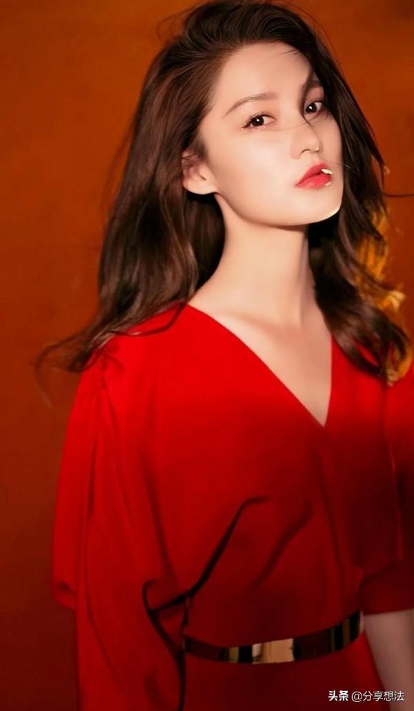 李沁現代裝美圖桌布