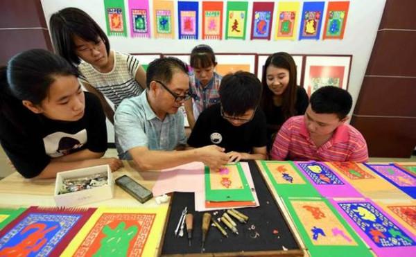 年紀越大越“吃香”的專業,中年是上升期,退休後還有可能被返聘 年紀越大越“吃香”的專業,中年是上升期,退休後還有可能被返聘