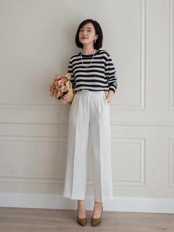 牛仔褲大勢已去,“中縫闊腿褲”才是2022年的流行款,時髦高階 牛仔褲大勢已去,“中縫闊腿褲”才是2022年的流行款,時髦高階