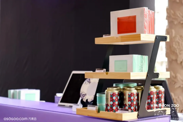 這不僅僅是一場時尚人的秀,更是年輕人的嘉年華 這不僅僅是一場時尚人的秀,更是年輕人的嘉年華