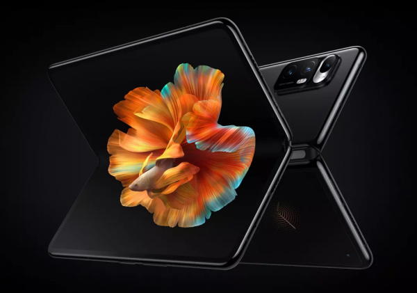 60Hz外屏+120Hz內屏，綠廠摺疊屏配置曝光