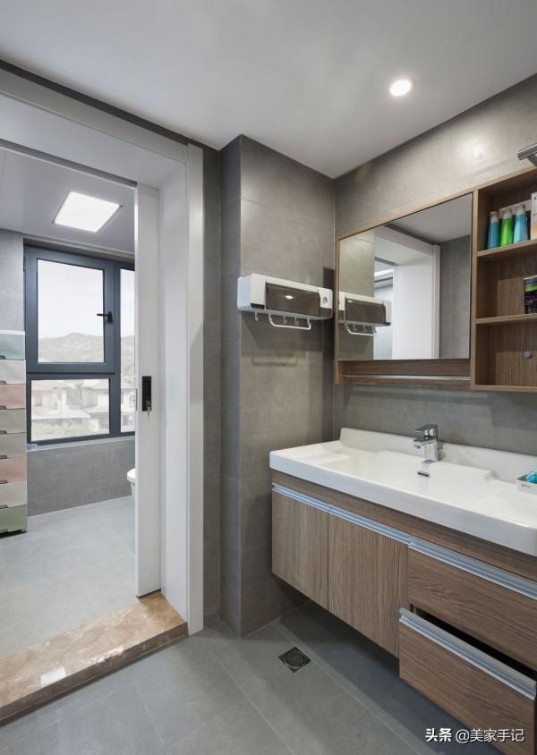 衛生間無論大小，做好這19個細節，入住家務減半，生活高效又輕鬆