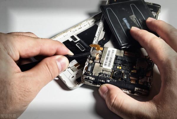 兩千塊的iPhone 12 pro max？價格這麼低？