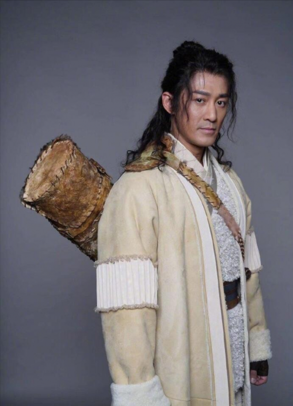 新版《倚天屠龍記》海報出爐，看完真替王晶心慌，果然很腹黑