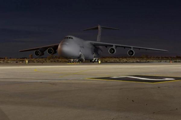 C-5“銀河”運輸機圖集（270圖）