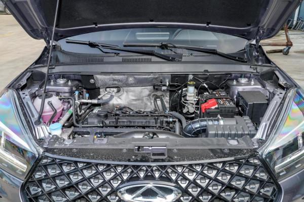 瑞虎5x，小型SUV，搭載1&period;5T&plus;CVT，車子容易上手，售價10&period;09萬