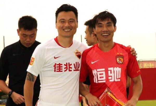 恆大陷入危機，郜林卻及時抽身而退，他的每一步選擇都充滿了智慧