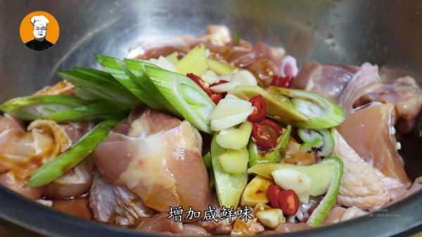 紅燒雞腿有人焯水有人直接炒，都不對，教你正確做法，太香了