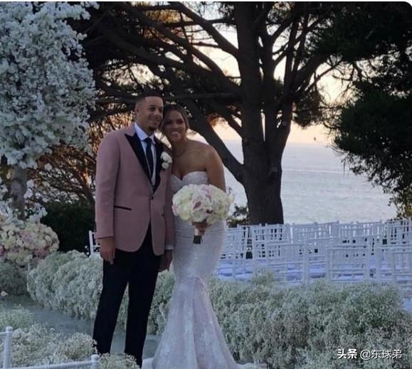 喬治、歐文、小喬丹，為何顏值不高的裡弗斯女兒會如此受歡迎？