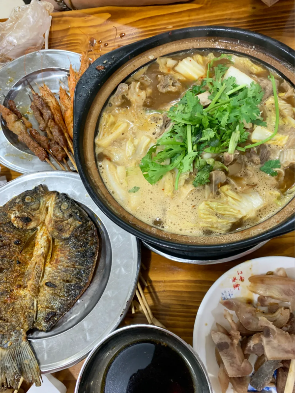 被賺錢耽誤的好好吃地方，一天能打11個飽嗝