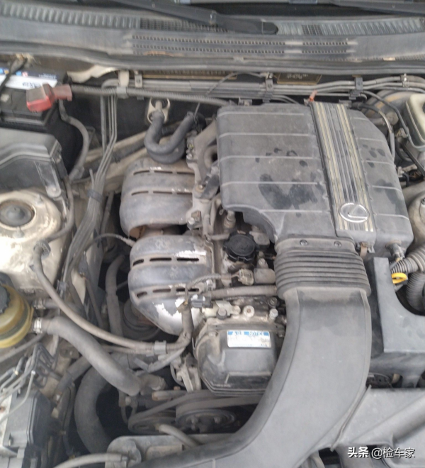 最純正的咬地鯊,01年上牌的雷克薩斯IS200有幾臺?開價5萬怎麼破 最純正的咬地鯊,01年上牌的雷克薩斯IS200有幾臺?開價5萬怎麼破