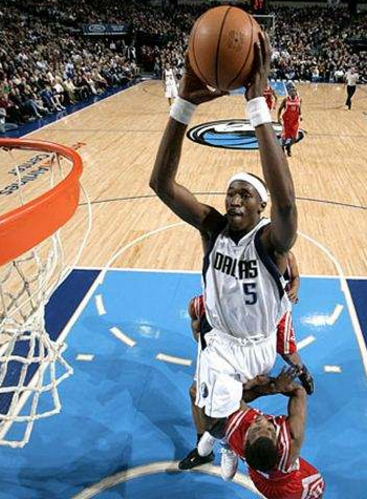 小前鋒x2，無限搖擺