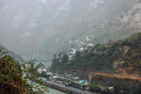 大渡河金口大峽谷，比長江三峽還美的景色，在四川也能看到