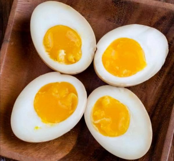 經常吃水煮蛋會引起胃炎？提醒：想要胃好，多吃這3種食物