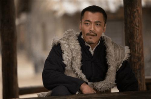 《代號山豹》趙文忠“真忙”:一邊保護金藏,一邊周旋於5方勢力 《代號山豹》趙文忠“真忙”:一邊保護金藏,一邊周旋於5方勢力