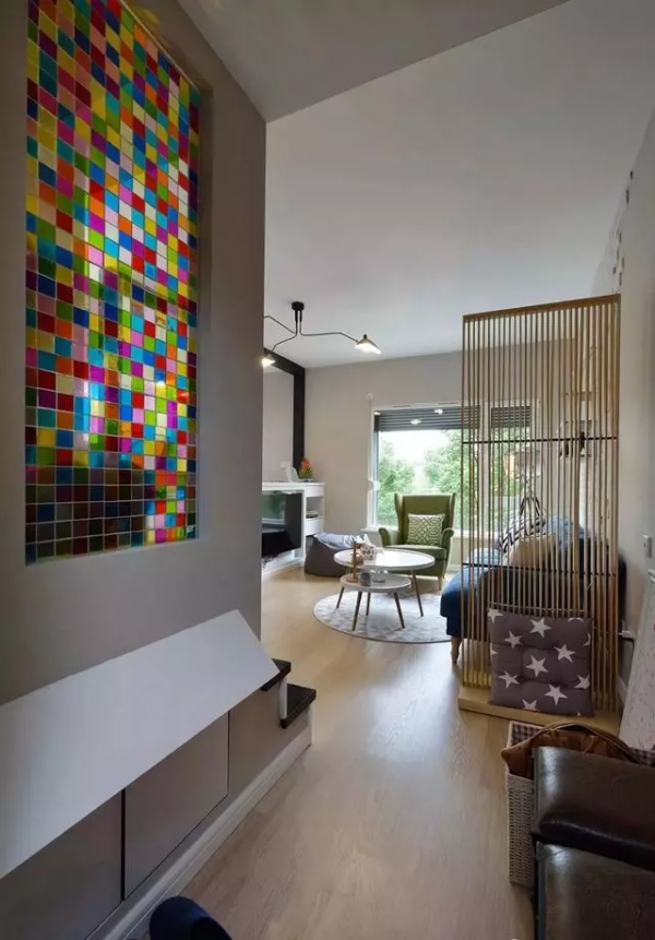 90㎡簡約小複式裝修,客廳隔斷櫃+隔斷框設計,通透又充滿藝術感 90㎡簡約小複式裝修,客廳隔斷櫃+隔斷框設計,通透又充滿藝術感