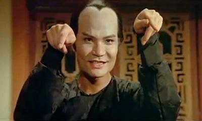 成家班3大打星：有人是洪金寶的“教父”，有人是“七屆泰拳王”