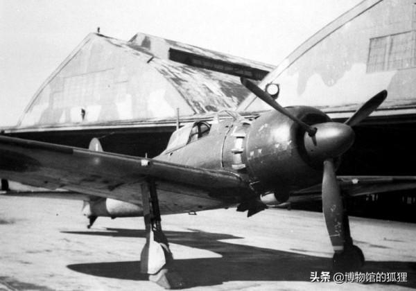 日軍第一批紫電飛行員死得糊塗：臨時充當搬運工，改飛零式被全殲