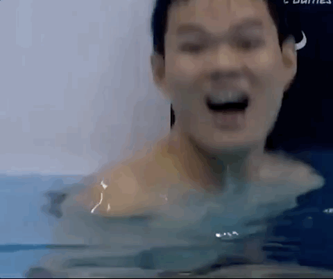 雲南90後少年，失去雙臂身殘志堅，八年磨一劍身披國旗征戰賽場