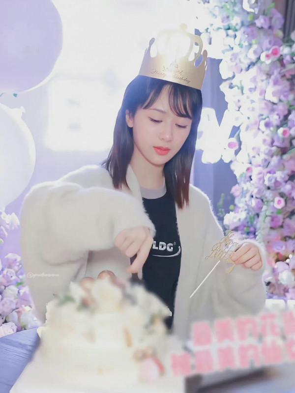 楊紫生日圖,狀態不錯 楊紫生日圖,狀態不錯