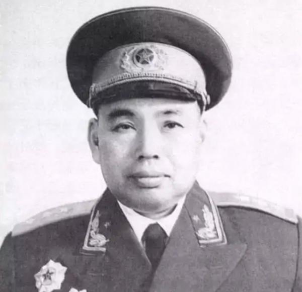 58年,因一個軍禮,某雷達站一老兵身份被“洩露”,他是開國將軍 58年,因一個軍禮,某雷達站一老兵身份被“洩露”,他是開國將軍