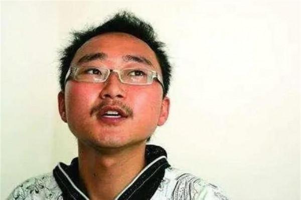 高考作文6分卻被川大破格錄取,甲骨文奇才黃蛉,終在自傲中隕落 高考作文6分卻被川大破格錄取,甲骨文奇才黃蛉,終在自傲中隕落