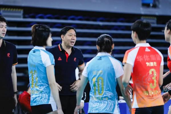 女排超級聯賽賽場上主帥們的文韜武略 女排超級聯賽賽場上主帥們的文韜武略