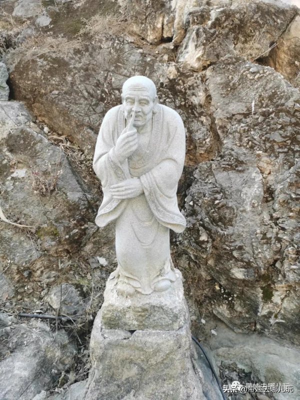 打卡北京最魔幻的寺廟，藏在門頭溝深山裡，看完極為震撼