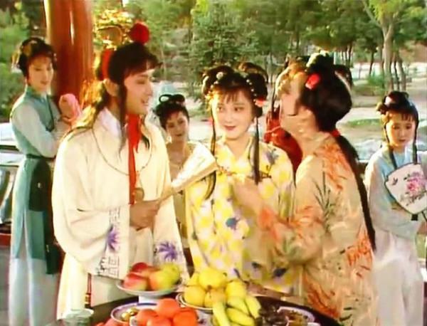 賈府有四大經濟收入,為何依然入不敷出?這三個原因是關鍵 賈府有四大經濟收入,為何依然入不敷出?這三個原因是關鍵