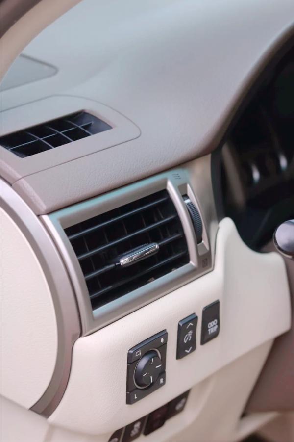 怪獸修車:翻新一輛10款絕版V8雷克薩斯GX460,完美恢復新車狀態 怪獸修車:翻新一輛10款絕版V8雷克薩斯GX460,完美恢復新車狀態