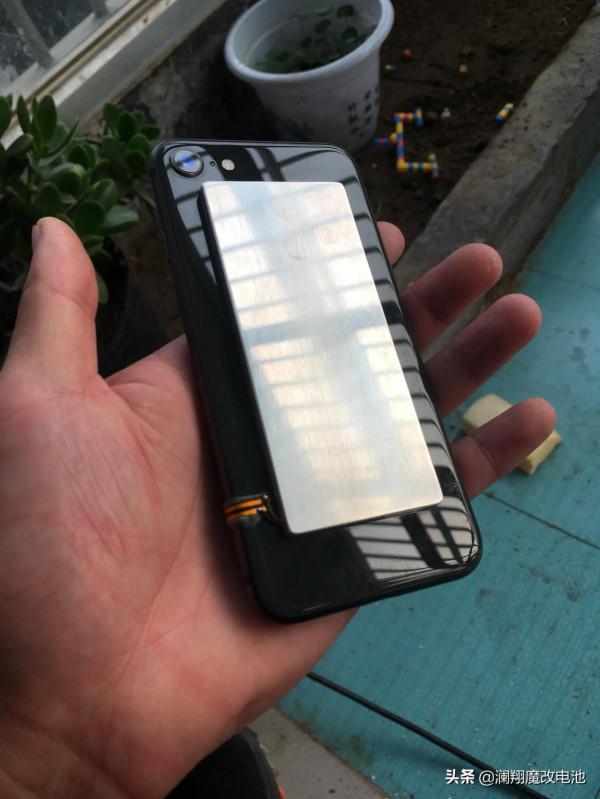 蘋果se2在2021年當然還可以入手