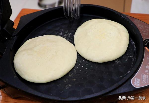 大廚教你肉夾饃家常做法，從烙餅到滷肉，步驟詳細，配方比例都有