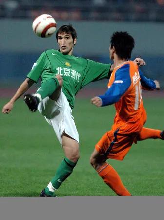 重溫賽事-2005年足協盃，魯能大勝北京晉級決賽