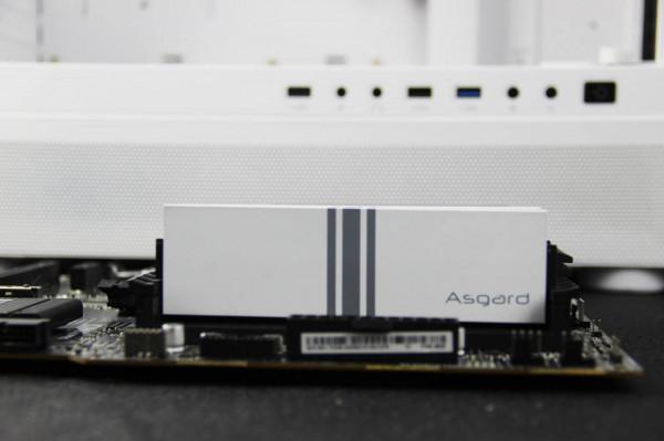 聖潔白機箱怎能缺少白記憶體?阿斯加特女武神指明方向 聖潔白機箱怎能缺少白記憶體?阿斯加特女武神指明方向