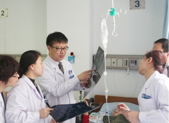 頭痛頭暈腦缺血3種常見藥物,瞭解適應症禁忌症,治療腦血管疾病 頭痛頭暈腦缺血3種常見藥物,瞭解適應症禁忌症,治療腦血管疾病
